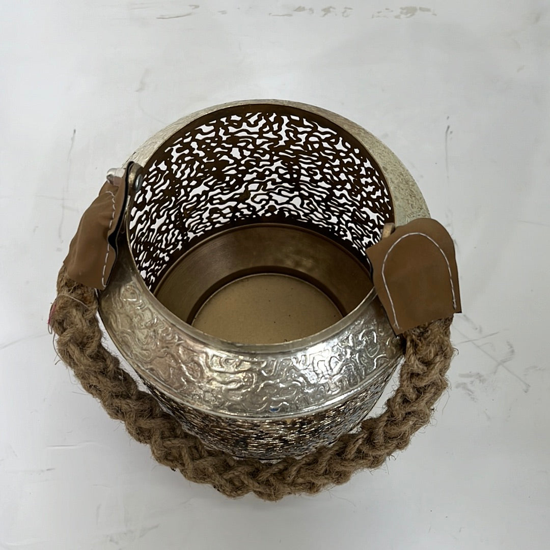 Rope lantern pot