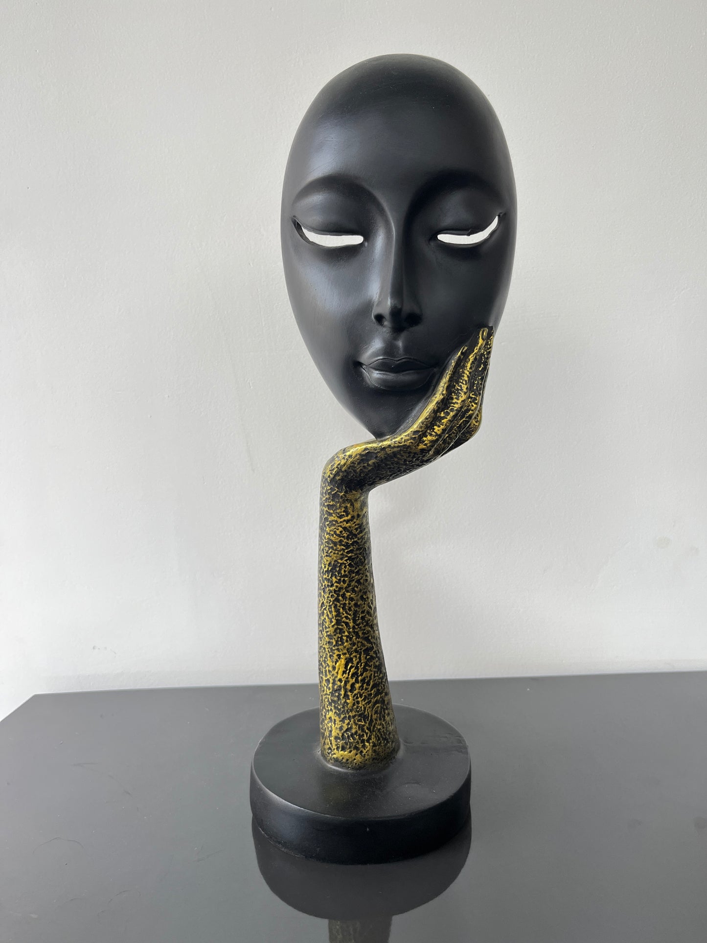 Thinking Face Statue