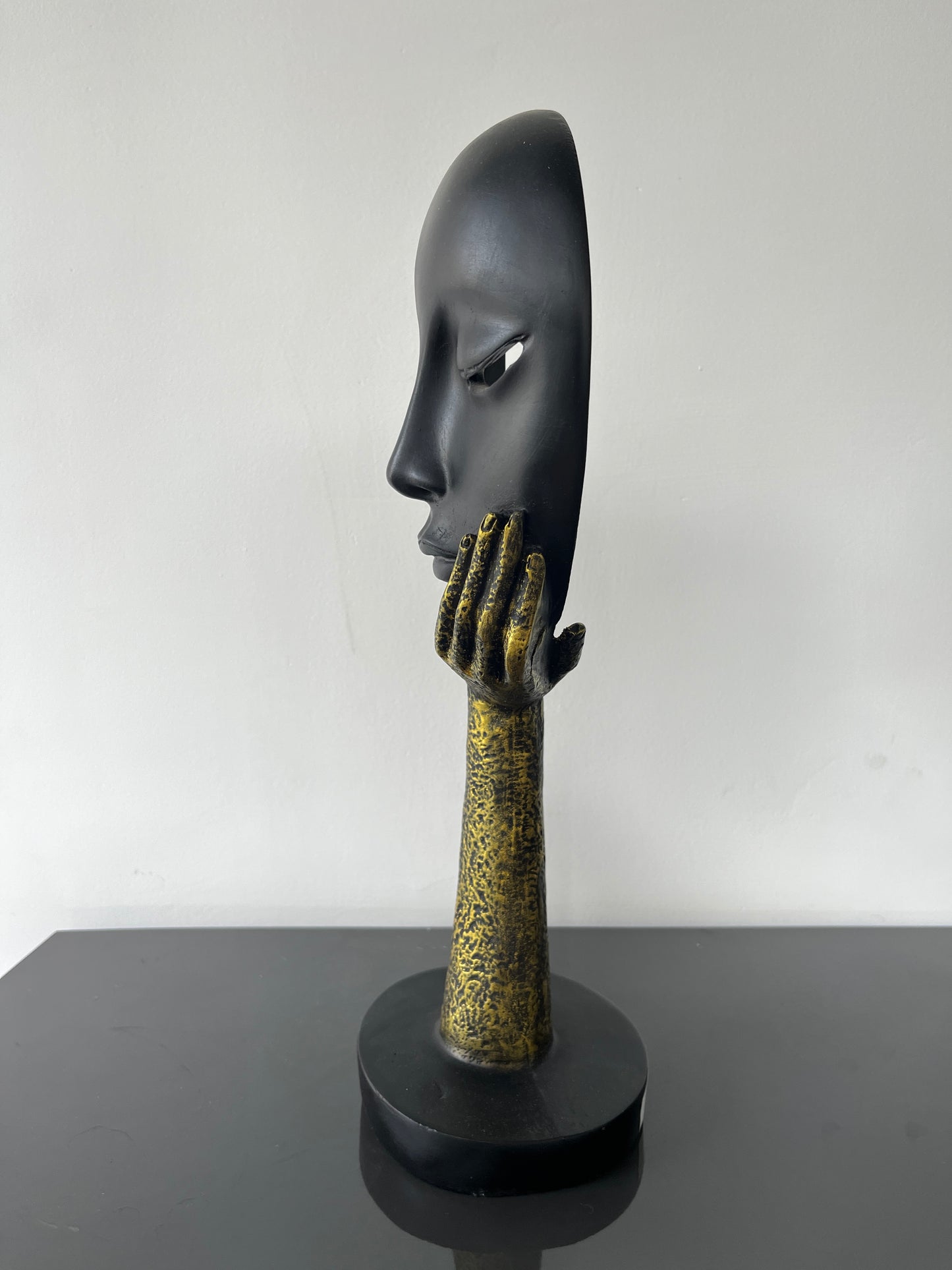 Thinking Face Statue