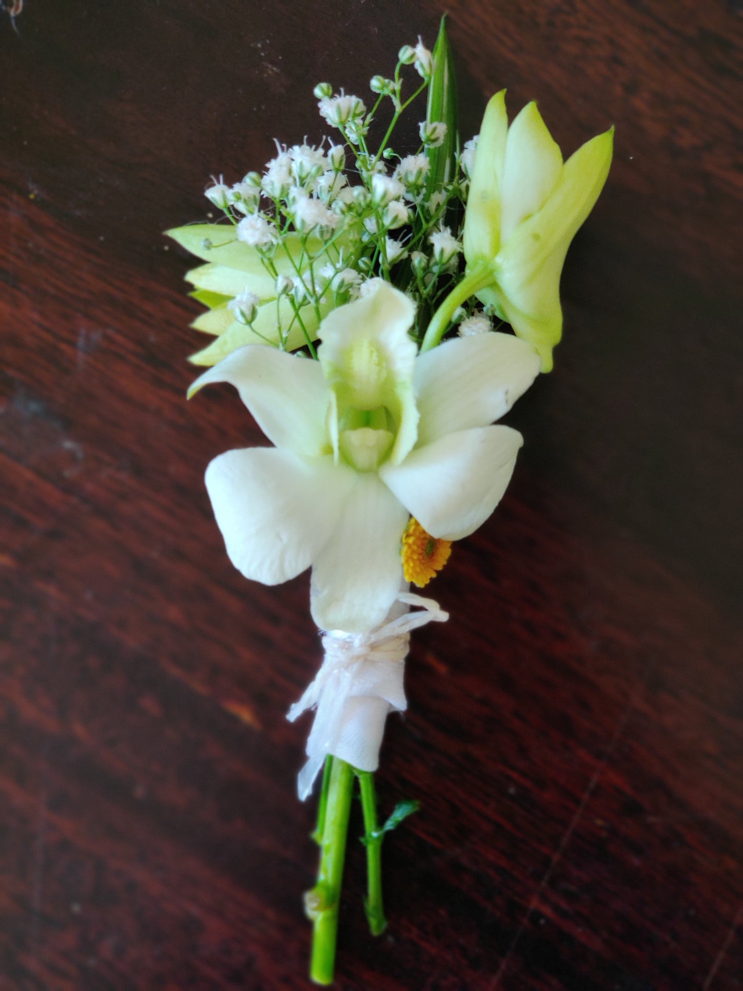 Boutonniere Florenzaa