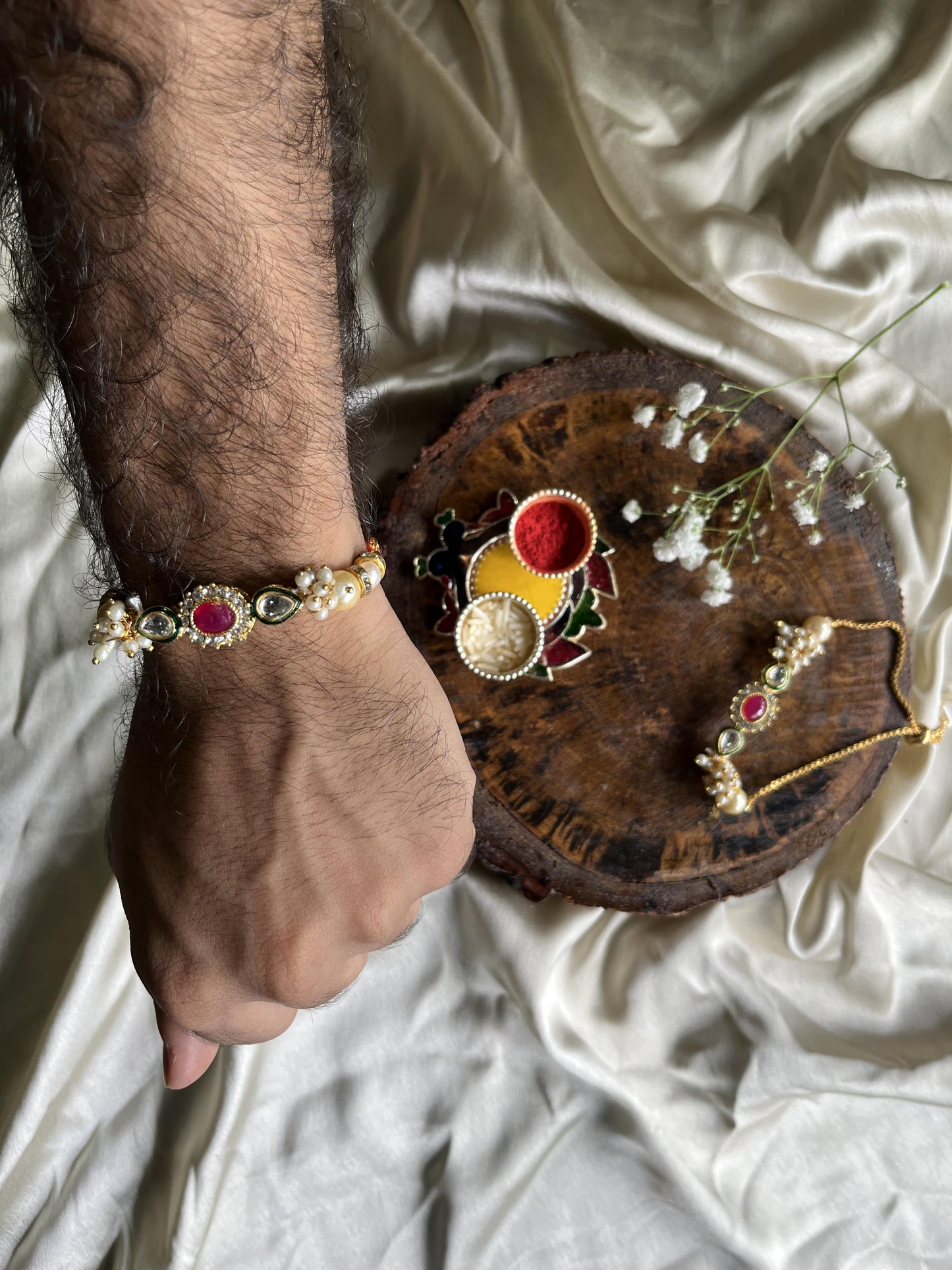 Redstone Ruby Rakhi Lumba set Florenzaa