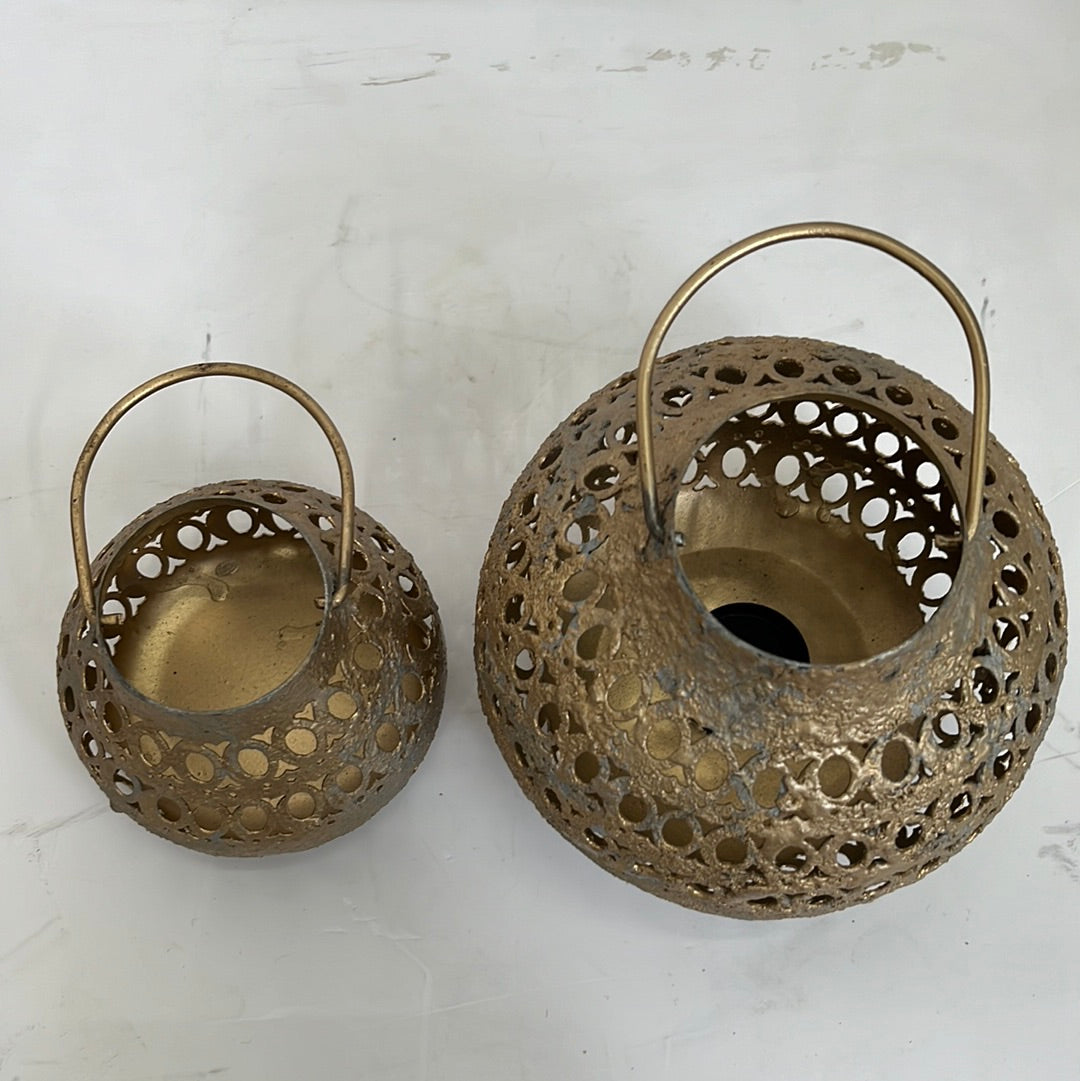 Oval shape Lantern set of 2