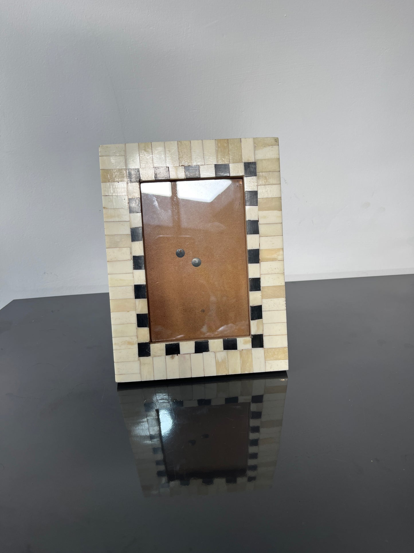 Bone PhotoFrame